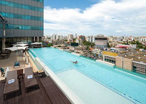 JW Marriott Santo Domingo pool